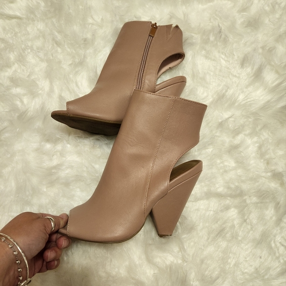 Bamboo/ Pink Mauve Open Toe Booties - Picture 1 of 7